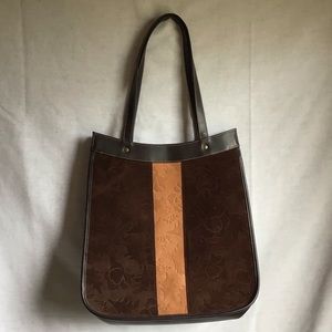 Large Brown/Tan Swede looking Bag w/9” Handles, 1 zippered & 2 slip in pockets